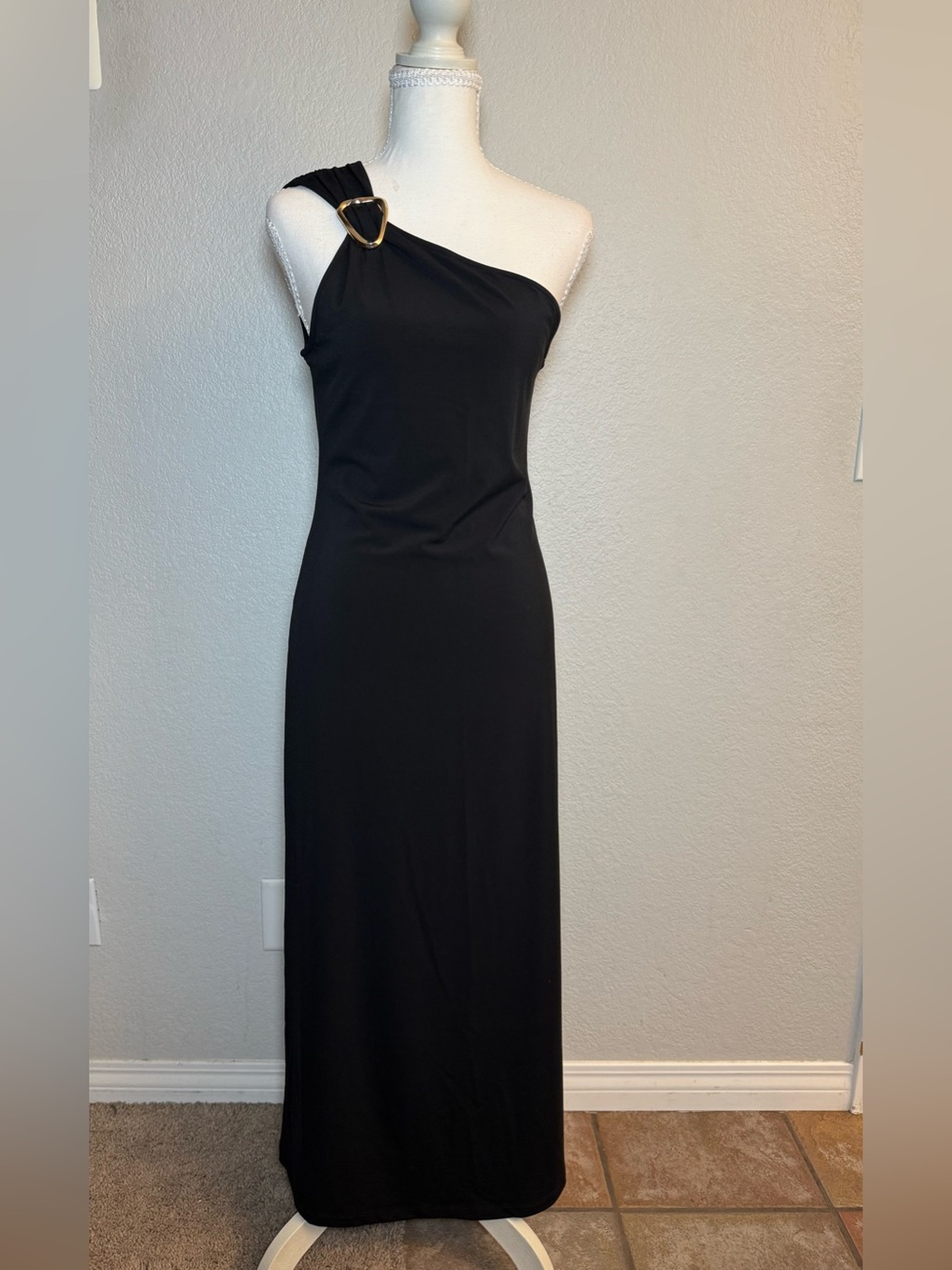 Rachel Zoe Black One Shoulder Maxi Dress NWT Size XS Gold Buckle Detail